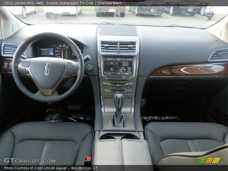 Dashboard of 2012 MKX AWD