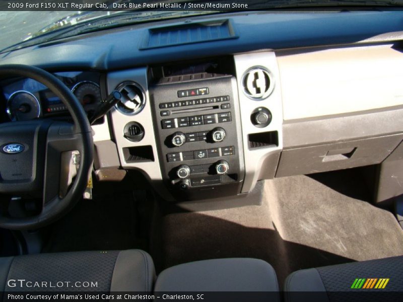 Dark Blue Pearl Metallic / Stone/Medium Stone 2009 Ford F150 XLT Regular Cab