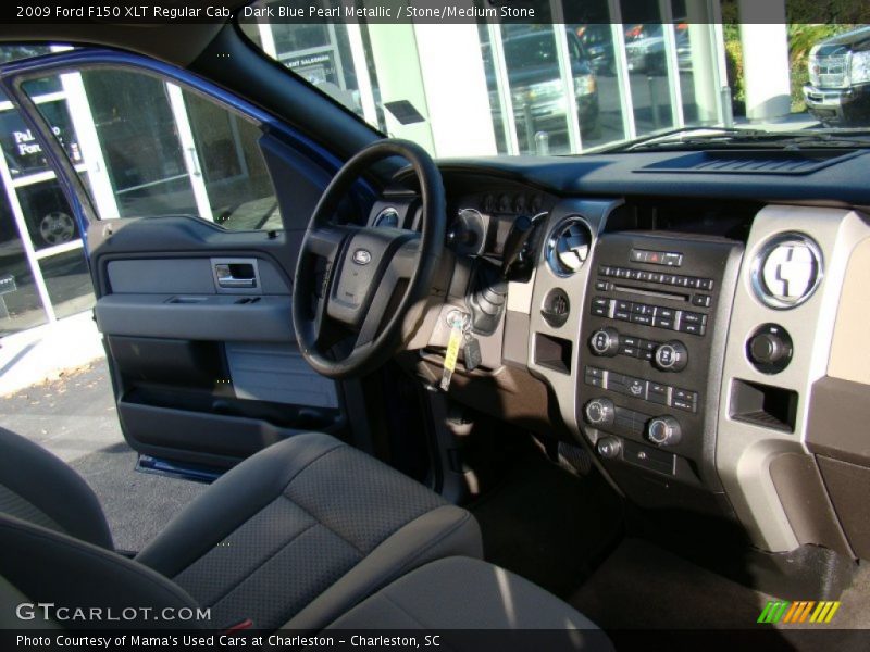 Dark Blue Pearl Metallic / Stone/Medium Stone 2009 Ford F150 XLT Regular Cab