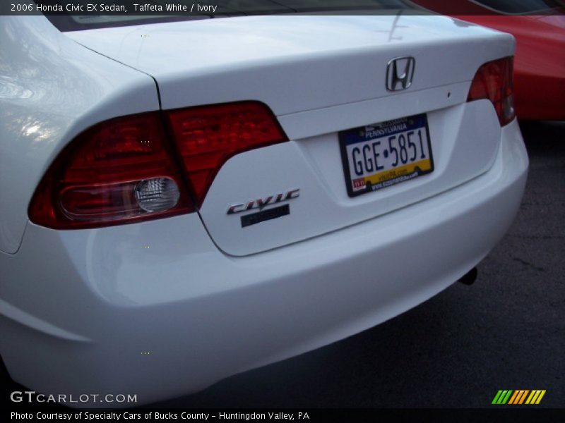 Taffeta White / Ivory 2006 Honda Civic EX Sedan