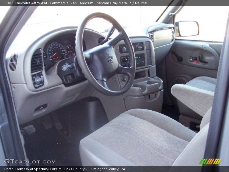  2002 Astro AWD Commercial Van Neutral Interior