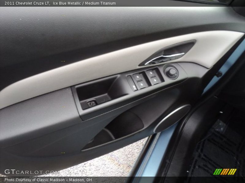 Ice Blue Metallic / Medium Titanium 2011 Chevrolet Cruze LT