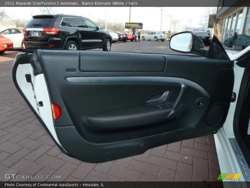 Door Panel of 2012 GranTurismo S Automatic