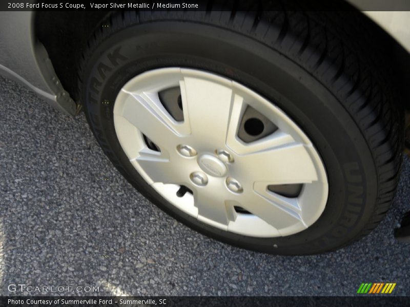 Vapor Silver Metallic / Medium Stone 2008 Ford Focus S Coupe