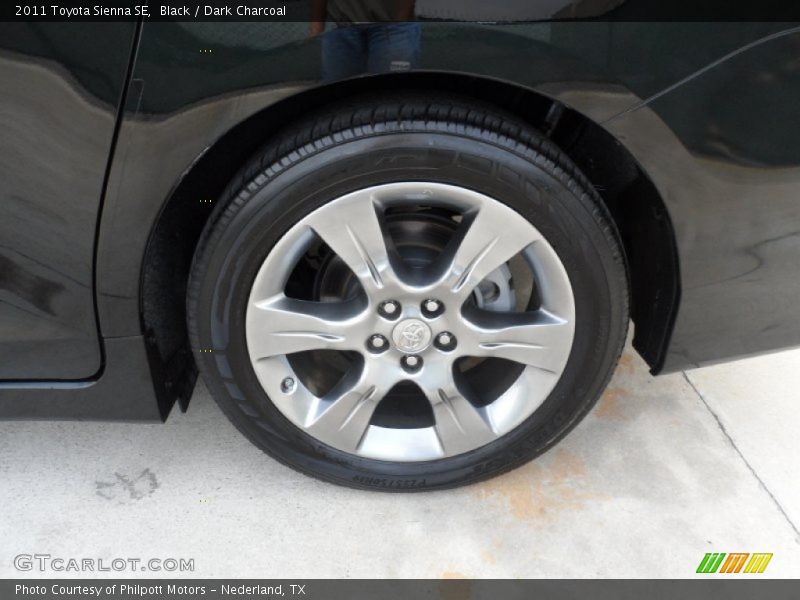 Black / Dark Charcoal 2011 Toyota Sienna SE