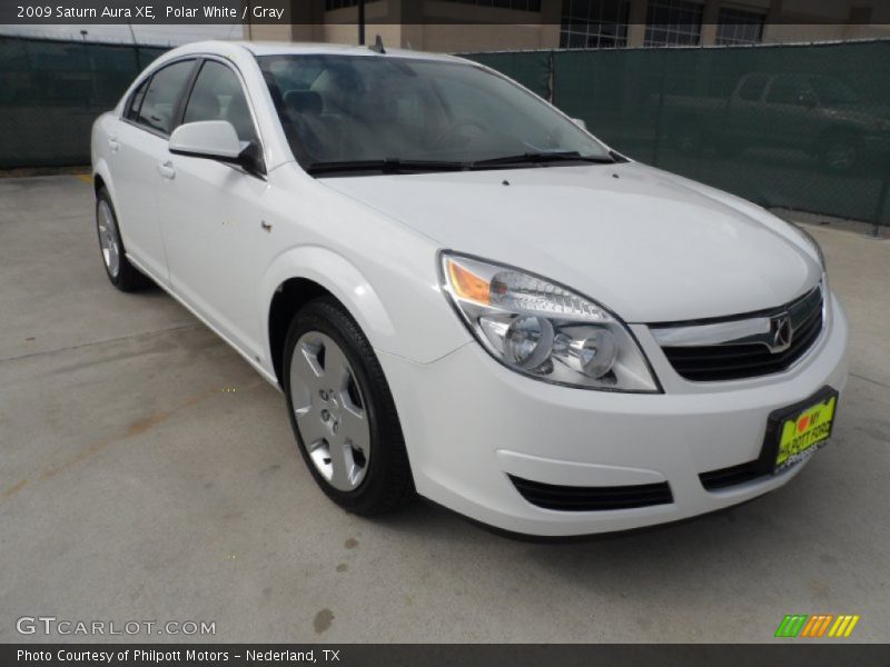 Polar White / Gray 2009 Saturn Aura XE