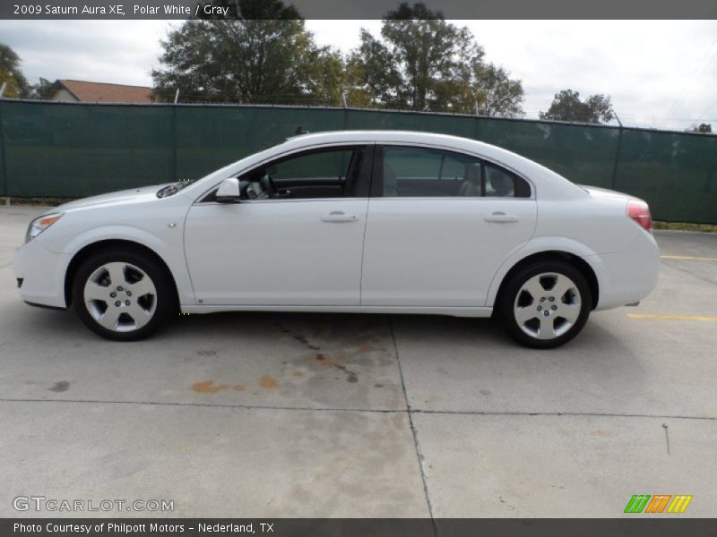 Polar White / Gray 2009 Saturn Aura XE