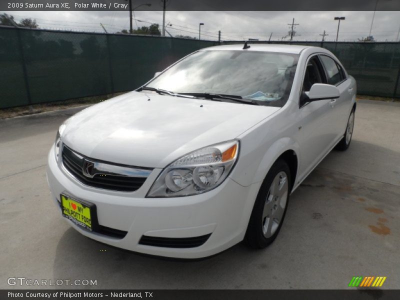 Polar White / Gray 2009 Saturn Aura XE