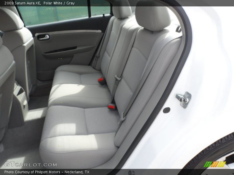 Polar White / Gray 2009 Saturn Aura XE