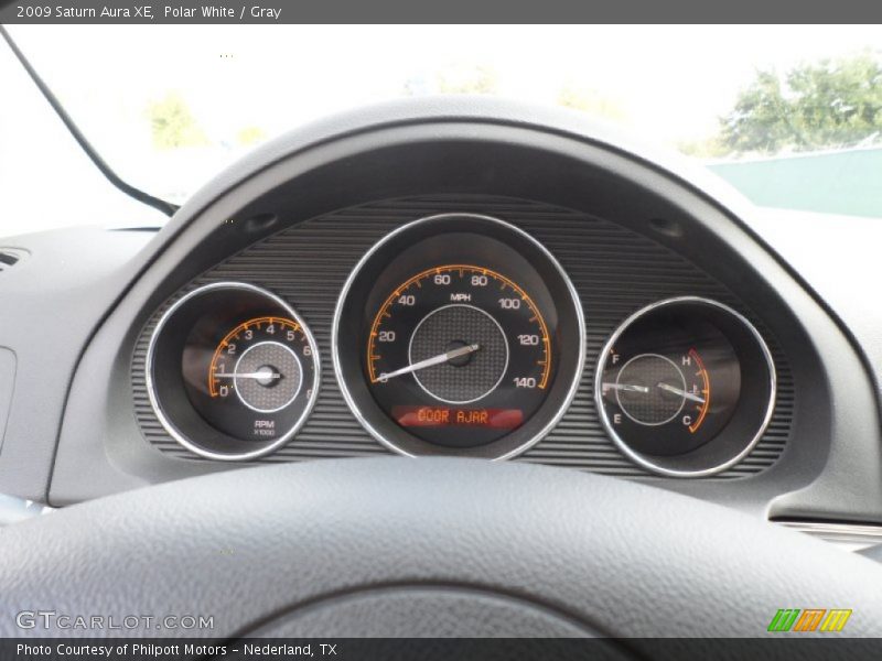 Polar White / Gray 2009 Saturn Aura XE