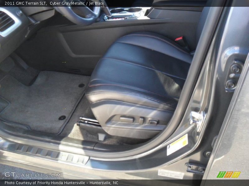 Cyber Gray Metallic / Jet Black 2011 GMC Terrain SLT