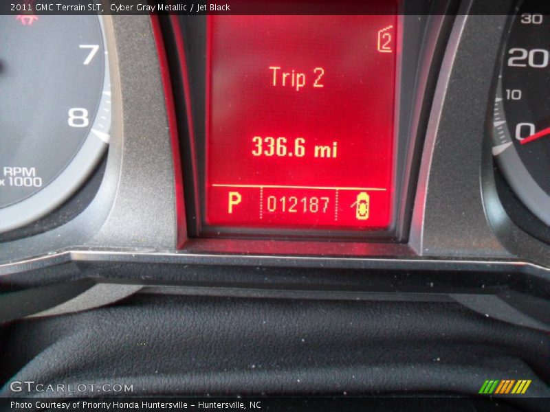 Cyber Gray Metallic / Jet Black 2011 GMC Terrain SLT