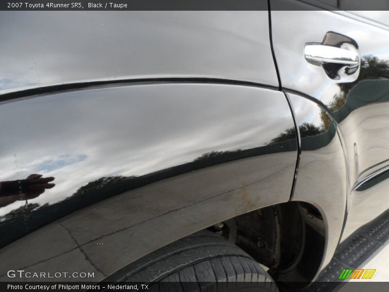 Black / Taupe 2007 Toyota 4Runner SR5