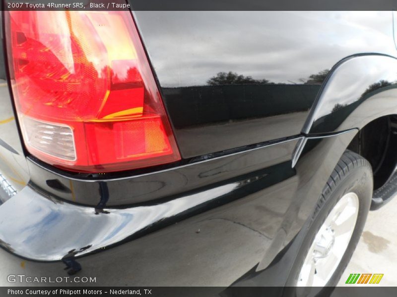 Black / Taupe 2007 Toyota 4Runner SR5