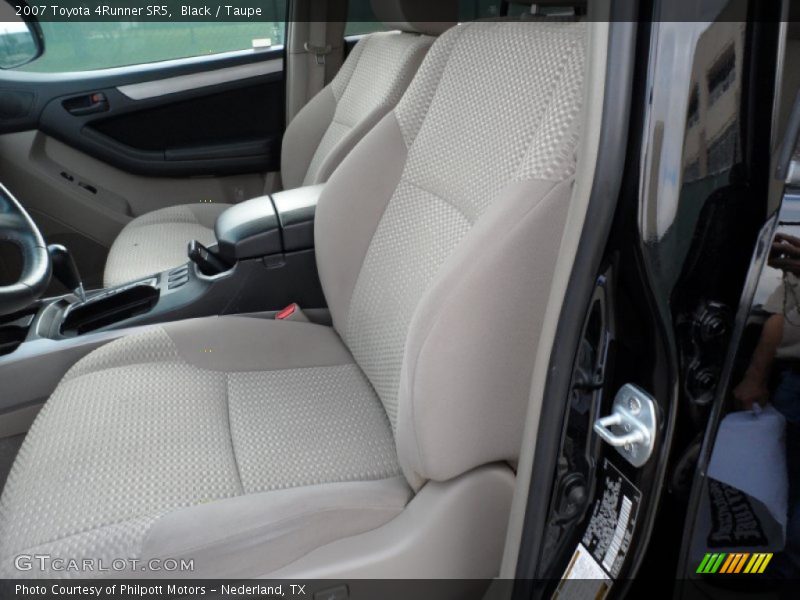 Black / Taupe 2007 Toyota 4Runner SR5