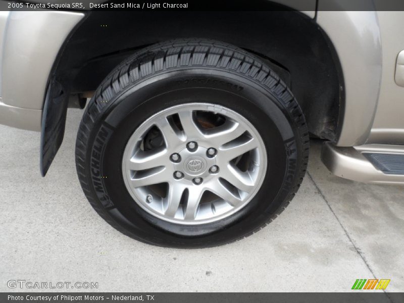 Desert Sand Mica / Light Charcoal 2005 Toyota Sequoia SR5