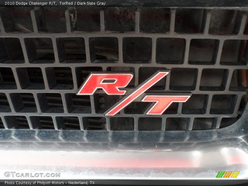 TorRed / Dark Slate Gray 2010 Dodge Challenger R/T