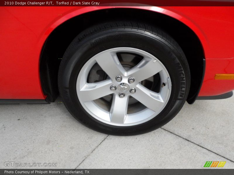 TorRed / Dark Slate Gray 2010 Dodge Challenger R/T