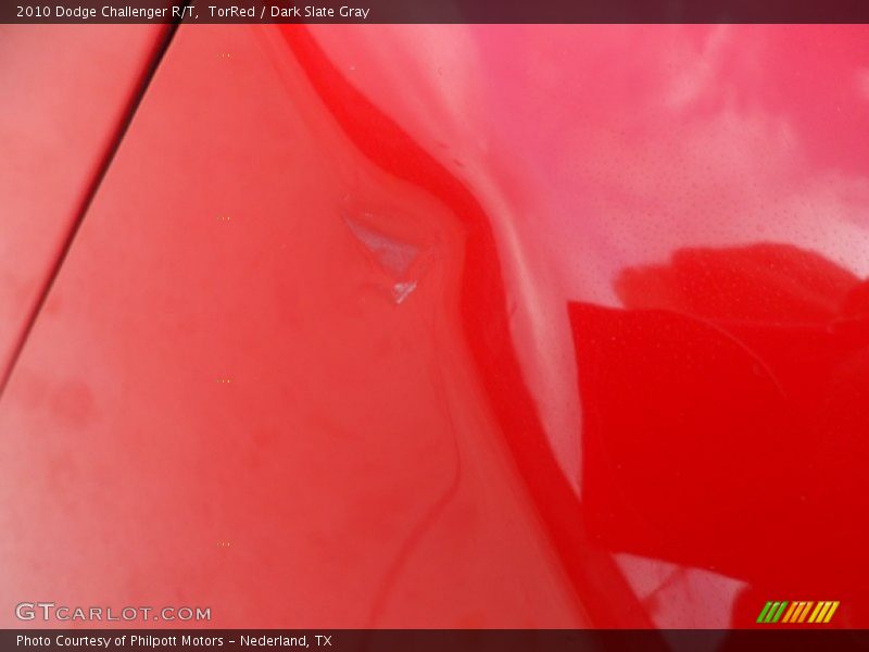 TorRed / Dark Slate Gray 2010 Dodge Challenger R/T