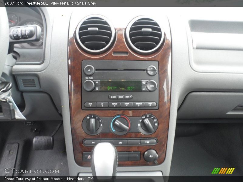 Alloy Metallic / Shale Grey 2007 Ford Freestyle SEL