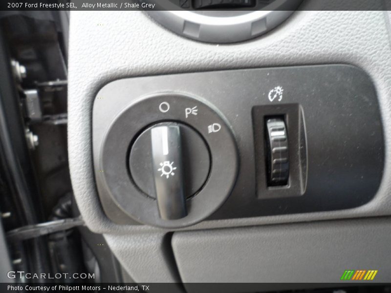 Alloy Metallic / Shale Grey 2007 Ford Freestyle SEL