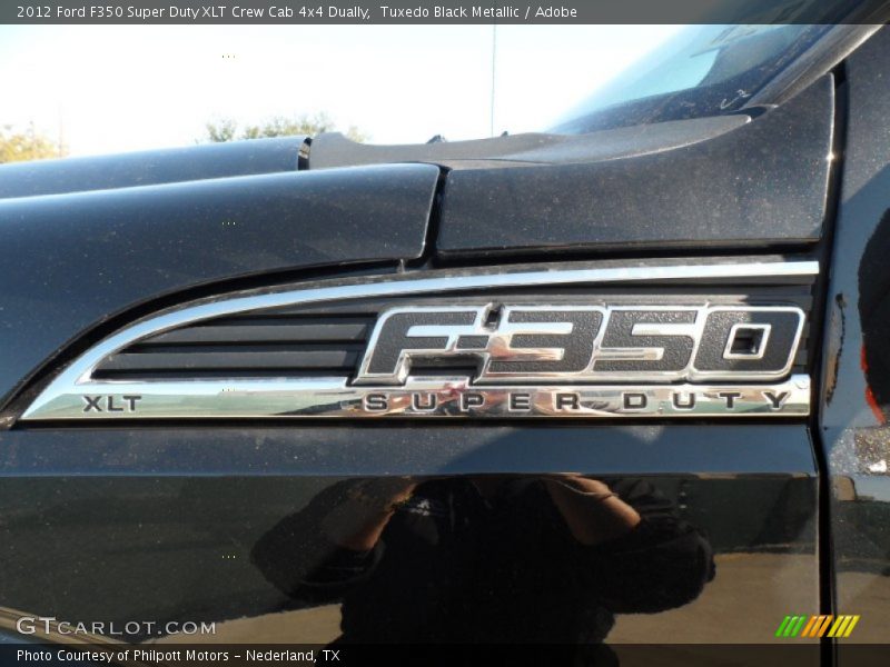  2012 F350 Super Duty XLT Crew Cab 4x4 Dually Logo
