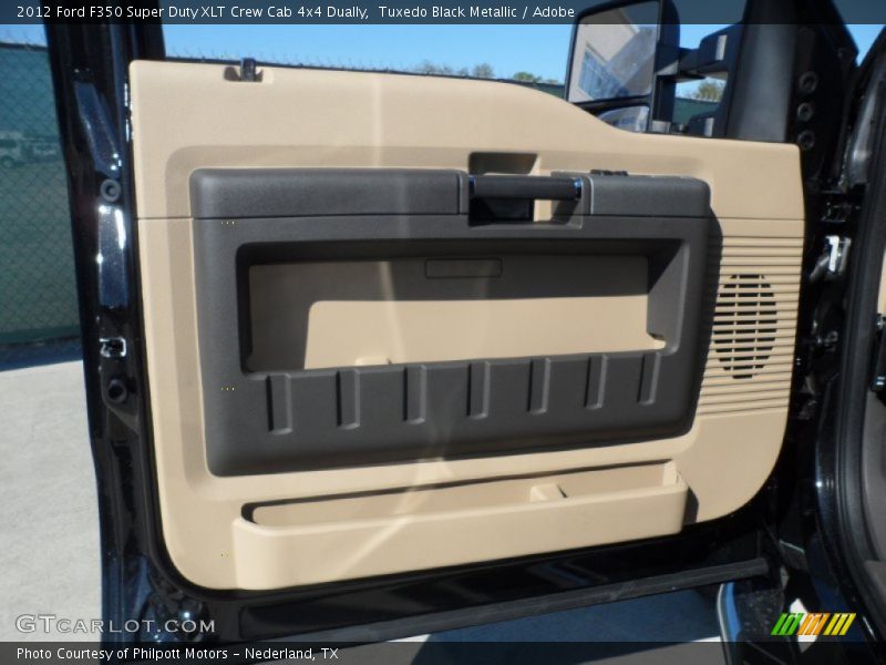 Door Panel of 2012 F350 Super Duty XLT Crew Cab 4x4 Dually