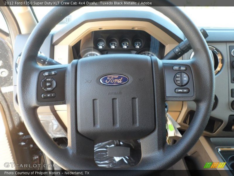  2012 F350 Super Duty XLT Crew Cab 4x4 Dually Steering Wheel