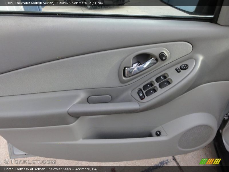 Galaxy Silver Metallic / Gray 2005 Chevrolet Malibu Sedan