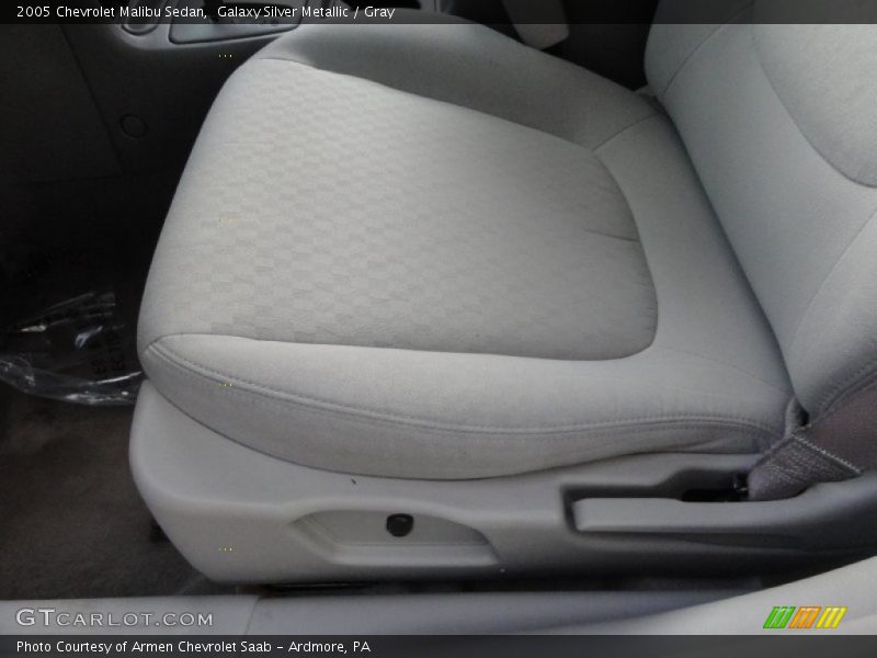 Galaxy Silver Metallic / Gray 2005 Chevrolet Malibu Sedan