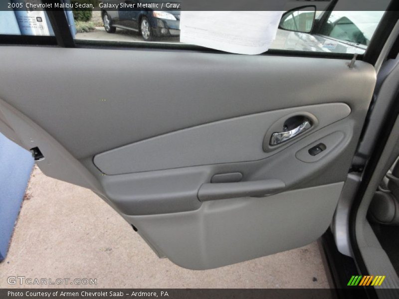 Galaxy Silver Metallic / Gray 2005 Chevrolet Malibu Sedan