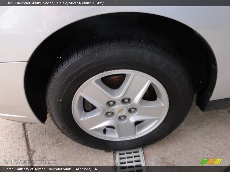 Galaxy Silver Metallic / Gray 2005 Chevrolet Malibu Sedan