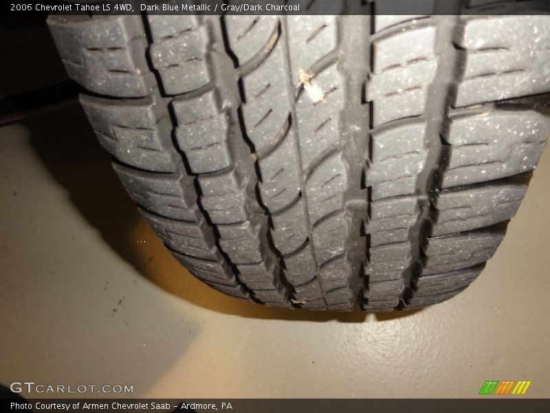 Dark Blue Metallic / Gray/Dark Charcoal 2006 Chevrolet Tahoe LS 4WD