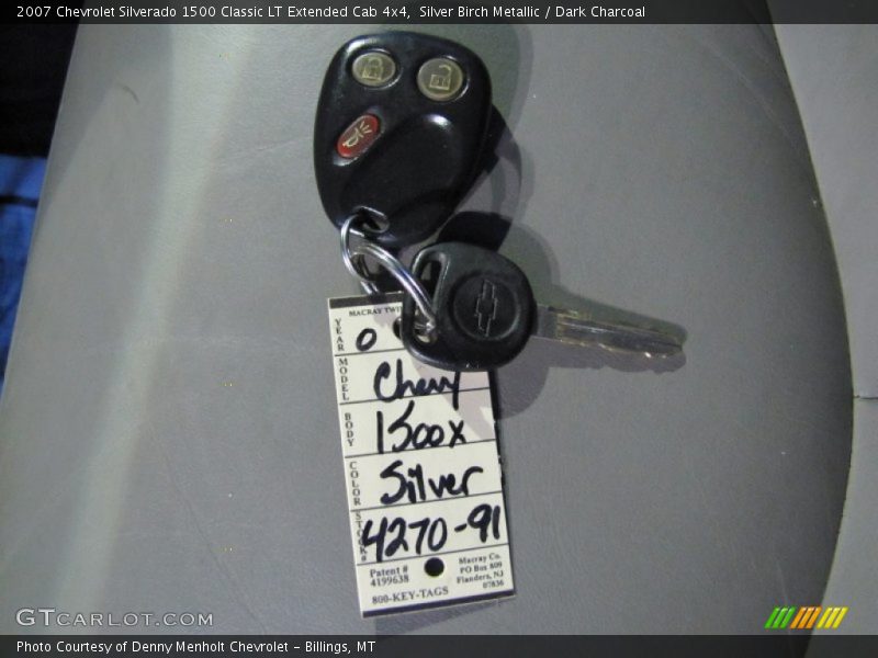 Keys of 2007 Silverado 1500 Classic LT Extended Cab 4x4