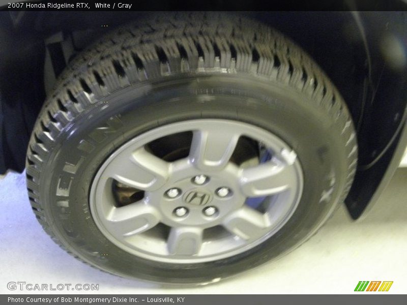 White / Gray 2007 Honda Ridgeline RTX