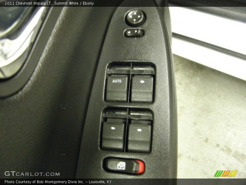Summit White / Ebony 2011 Chevrolet Impala LT
