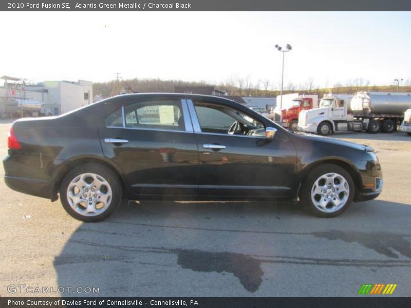 Atlantis Green Metallic / Charcoal Black 2010 Ford Fusion SE