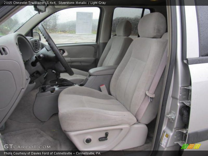 Silverstone Metallic / Light Gray 2005 Chevrolet TrailBlazer LS 4x4