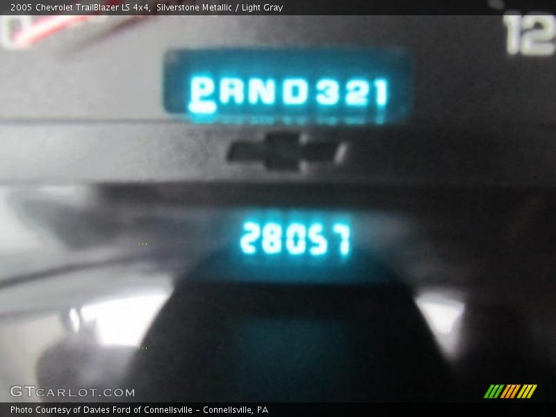 Silverstone Metallic / Light Gray 2005 Chevrolet TrailBlazer LS 4x4