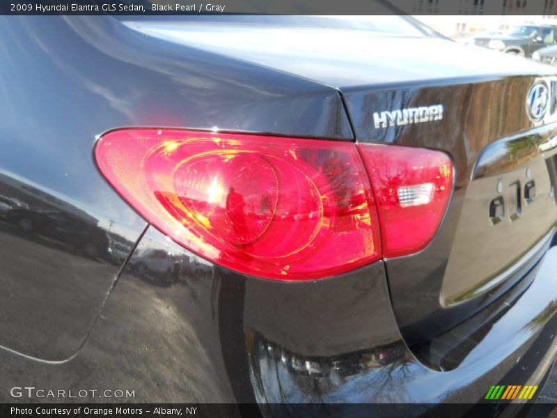 Black Pearl / Gray 2009 Hyundai Elantra GLS Sedan