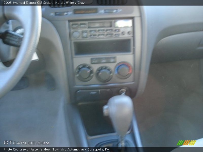 Nordic White / Gray 2005 Hyundai Elantra GLS Sedan