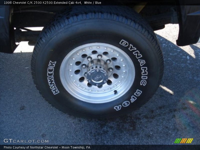 White / Blue 1998 Chevrolet C/K 2500 K2500 Extended Cab 4x4