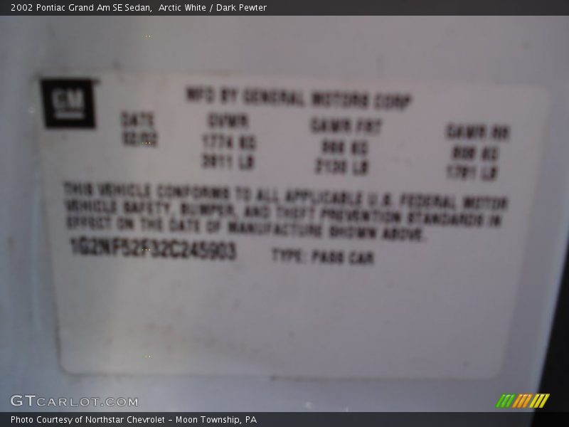 Arctic White / Dark Pewter 2002 Pontiac Grand Am SE Sedan