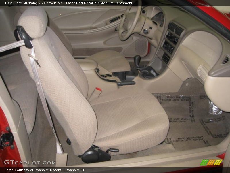 Laser Red Metallic / Medium Parchment 1999 Ford Mustang V6 Convertible