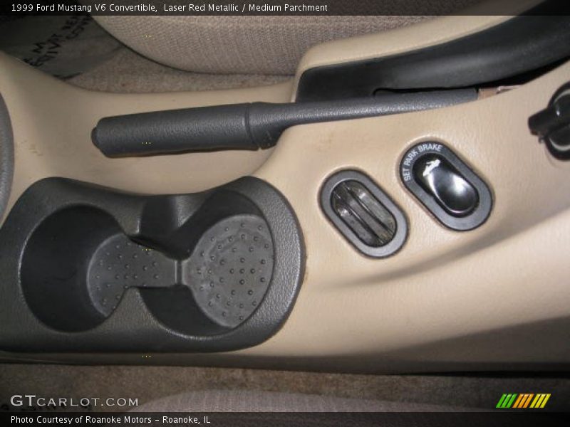 Laser Red Metallic / Medium Parchment 1999 Ford Mustang V6 Convertible