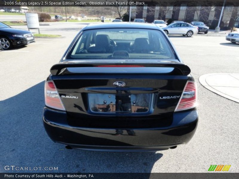 Obsidian Black Pearl / Off-Black 2006 Subaru Legacy 2.5i Special Edition Sedan