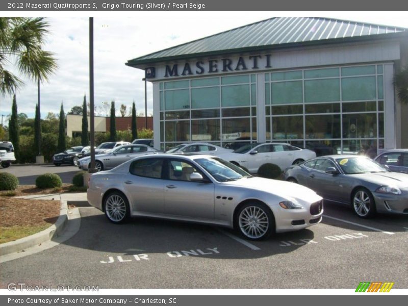 Grigio Touring (Silver) / Pearl Beige 2012 Maserati Quattroporte S