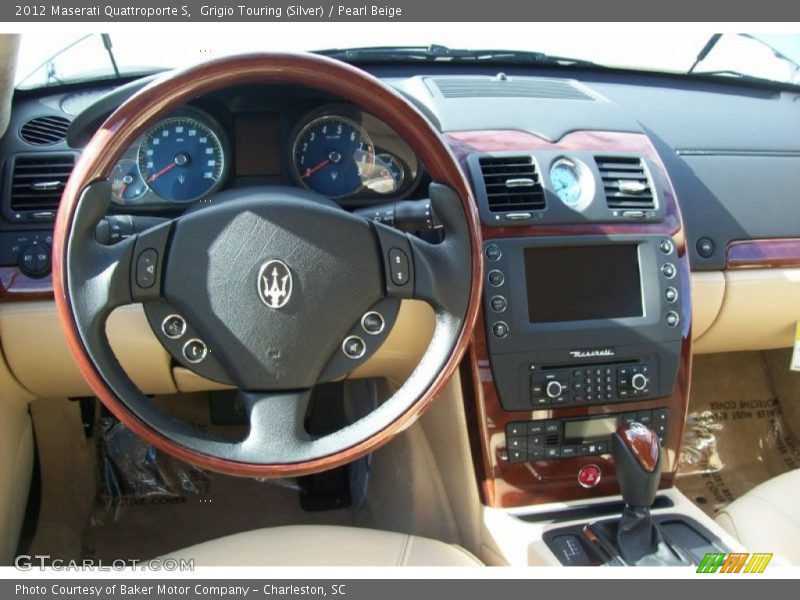 Grigio Touring (Silver) / Pearl Beige 2012 Maserati Quattroporte S