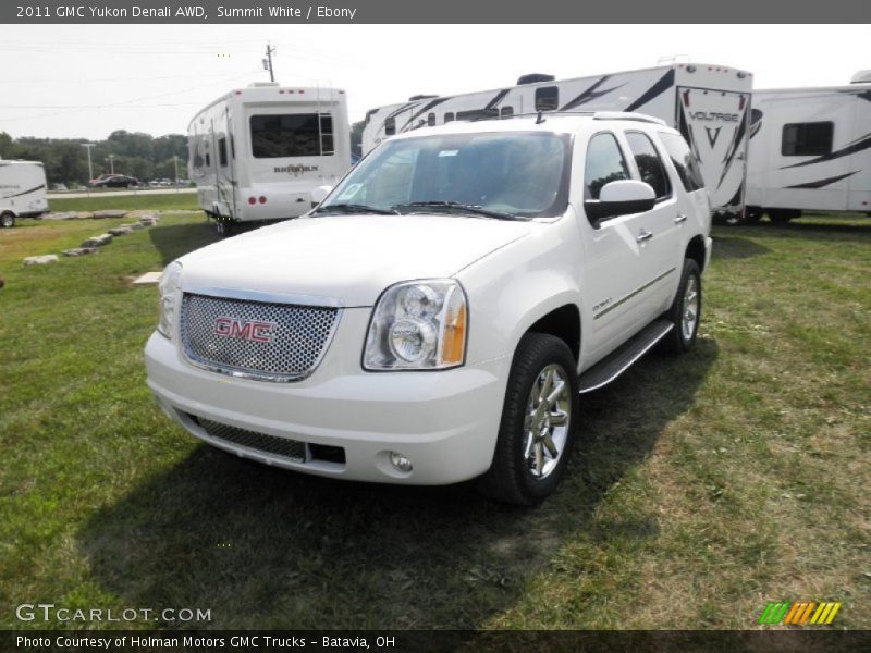 Summit White / Ebony 2011 GMC Yukon Denali AWD