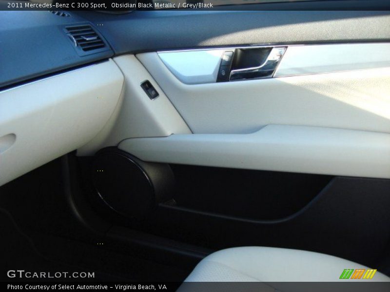 Obsidian Black Metallic / Grey/Black 2011 Mercedes-Benz C 300 Sport